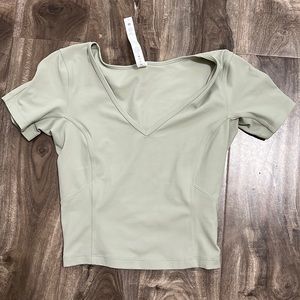 Brand new lululemon align top